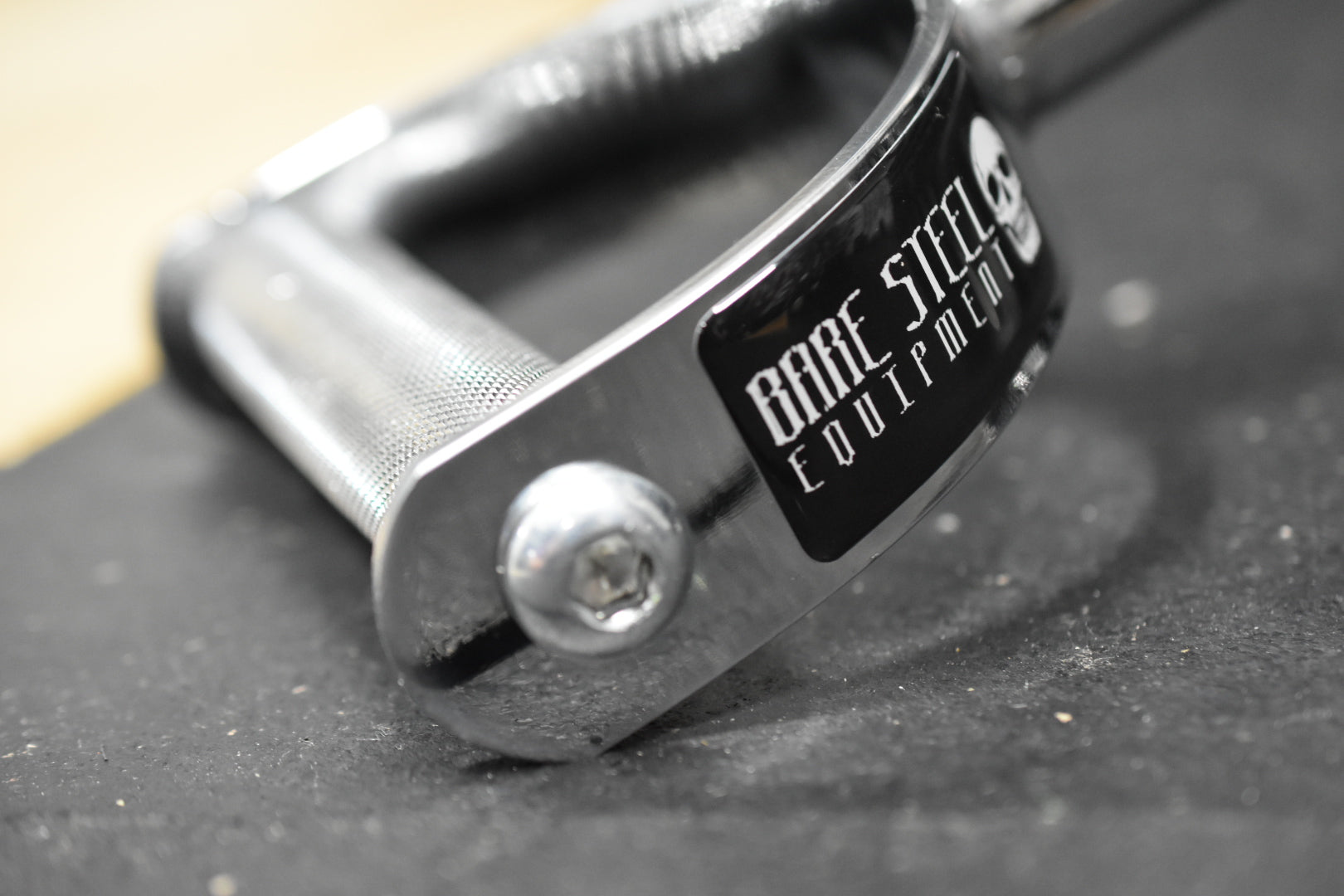 Iron Pro Lat Pulldown Bar