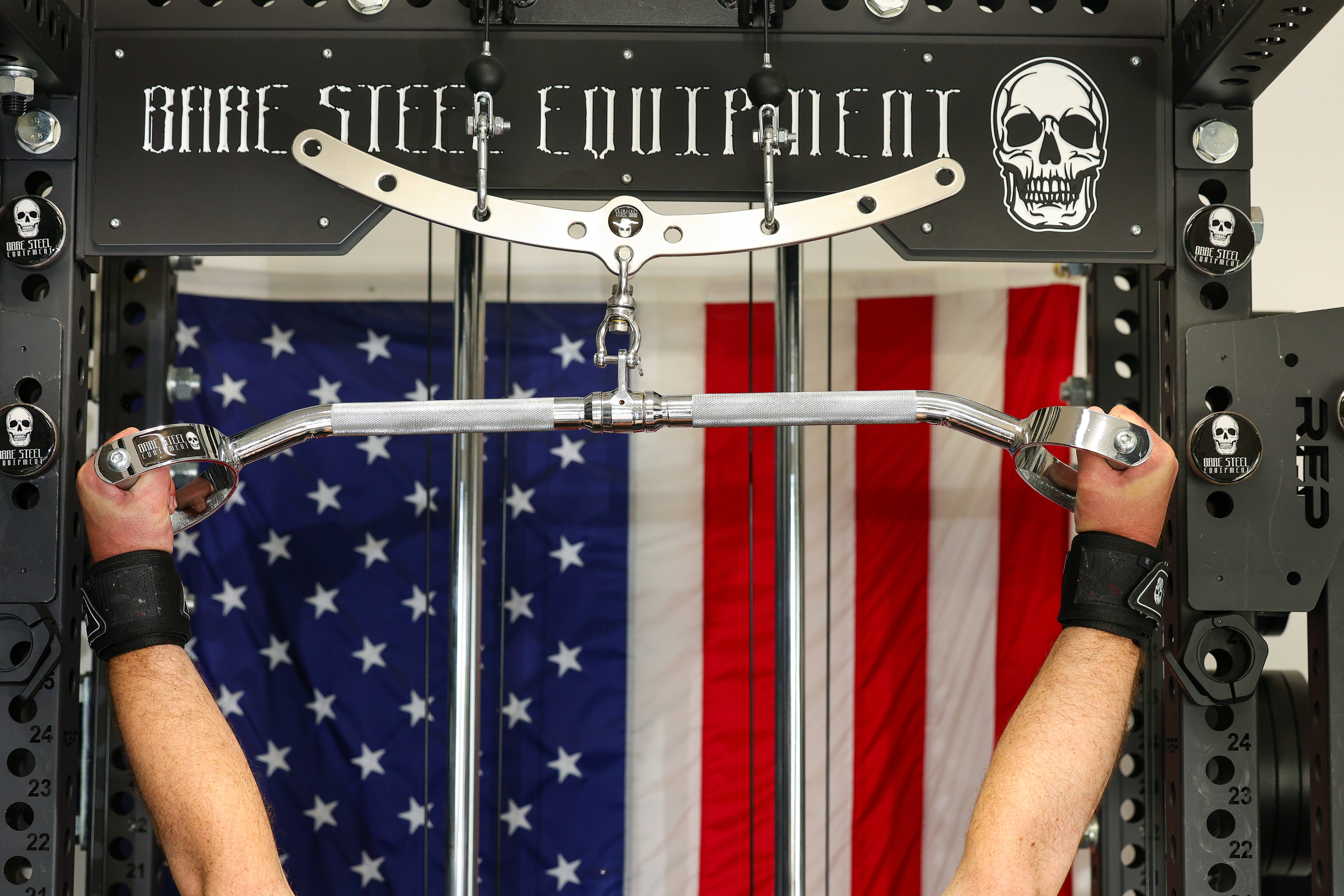 Iron Pro Lat Pulldown Bar