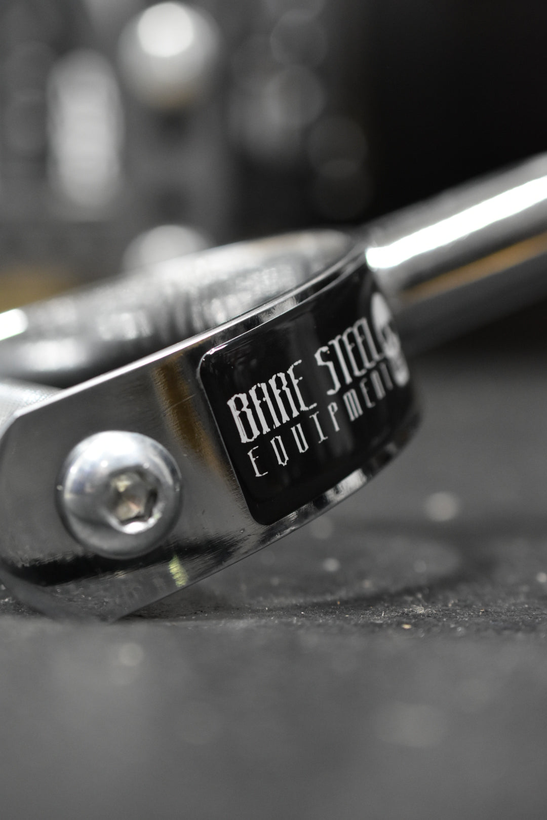 Iron Pro Lat Pulldown Bar